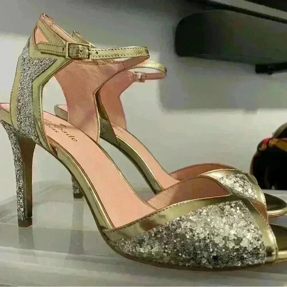 Kate Spade ♠️ Women's Oak Heeled Sandal Glittered Silver/Gold - Picture 3 of 5